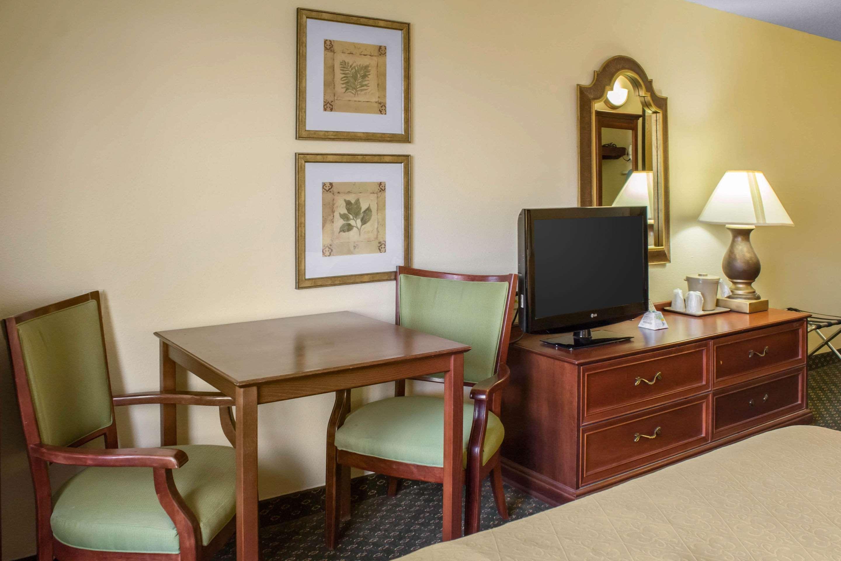 Quality Inn & Suites Sioux City Ngoại thất bức ảnh